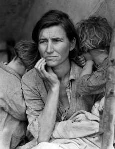 Снимката на Дороти Ланг "Майка на мигранти", показваща човешкото лице на Голямата депресия (1936)