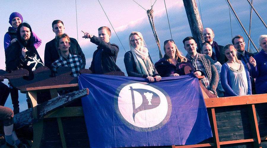 Членове на исландската Пиратска партия Снимка: Facebook