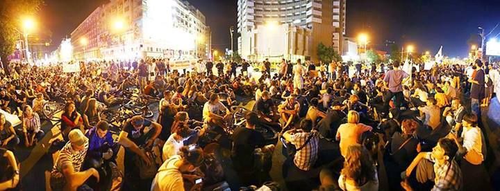 Протестът от 2013 г. срещу проекта "Рошиа Монтана". Снимка: Фейсбук