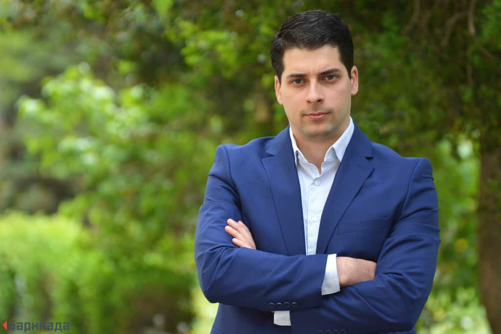  Атанас Пеканов: Популизмът се роди от хаоса на неолиберализма – Барикада 