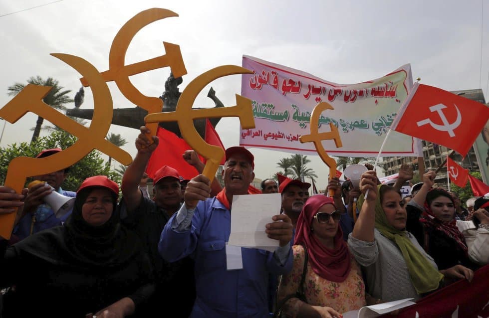 Симпатизанти на комунистическата партия в Ирак излязоха на първомайска демонстрация в столицата Багдад. Снимка: ЕФЕ