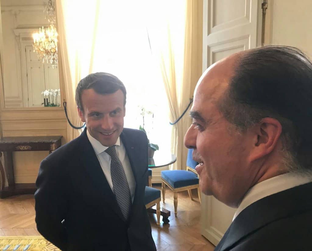 Еманюел Макрон и Хулио Борхес в Елисейския дворец в Париж. Снимка: Туитър