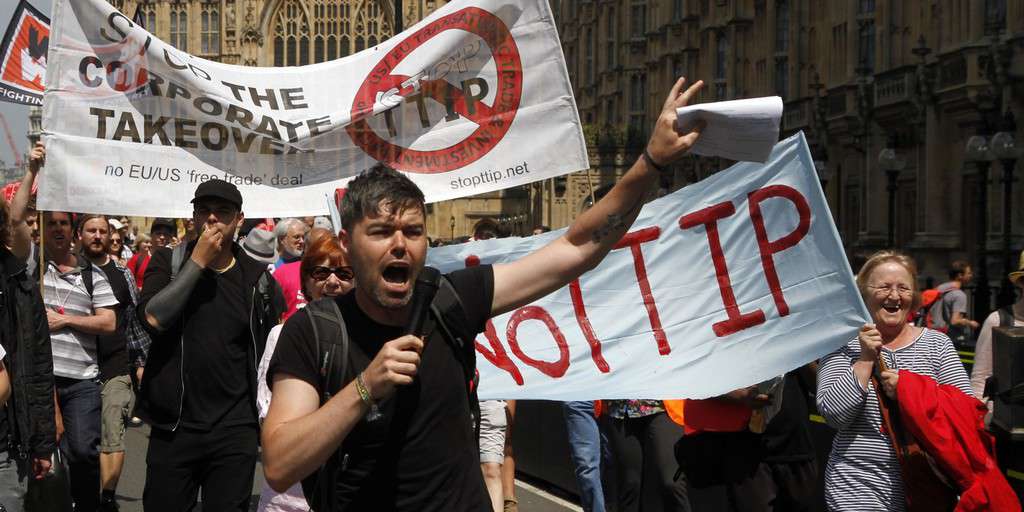 Протест срещу TTIP в Лондон. Снимка: Facebook