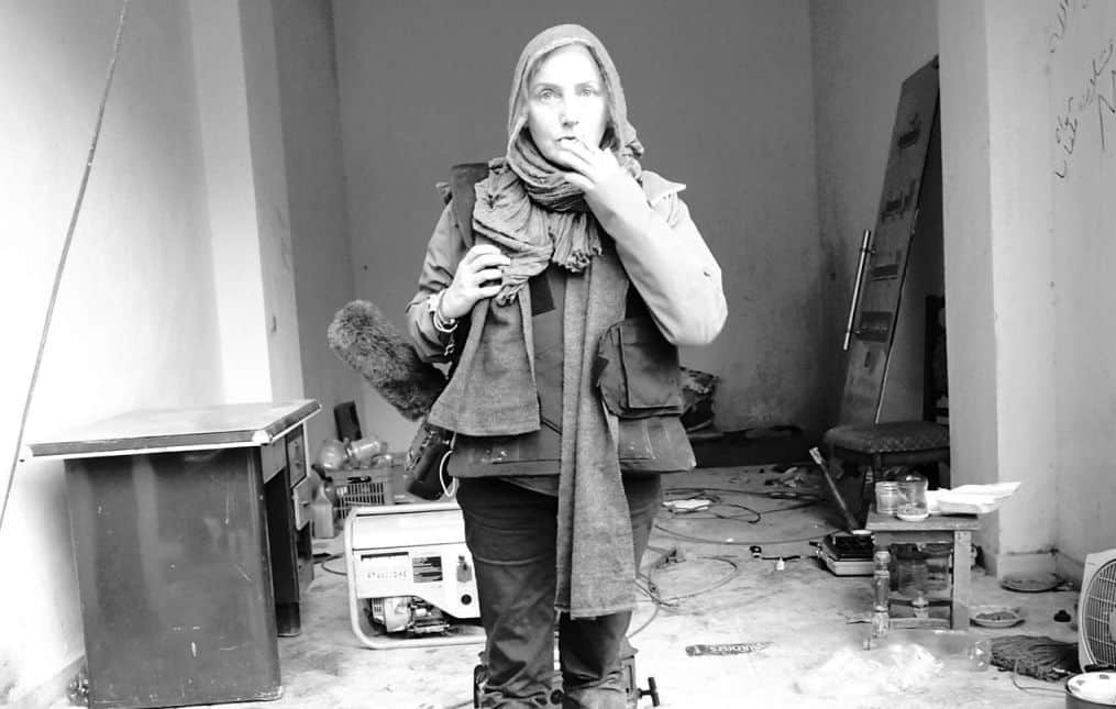 Елена Йончева по време на снимки на неин филм в Сирия. Снимка: dir.bg
