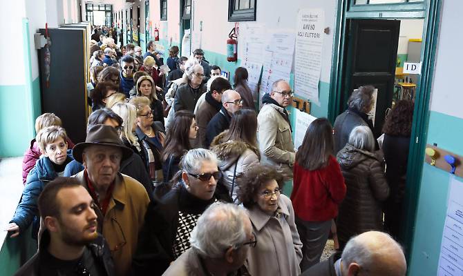 Вотът на италианските избиратели на 4 март бе наказателен за досегашното статукво. Снимка: gazettadiparma