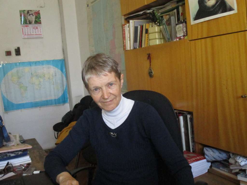 Проф. Искра Баева в кабинета си в С "Св. Кл. Охридски" по време на разговора. Снимка: Къдринка Къдринова
