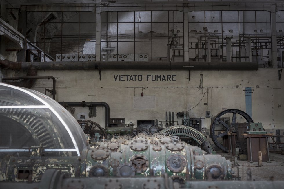 Хале на бивша химическа фабрика в Папиньо. Снимка: El Pais