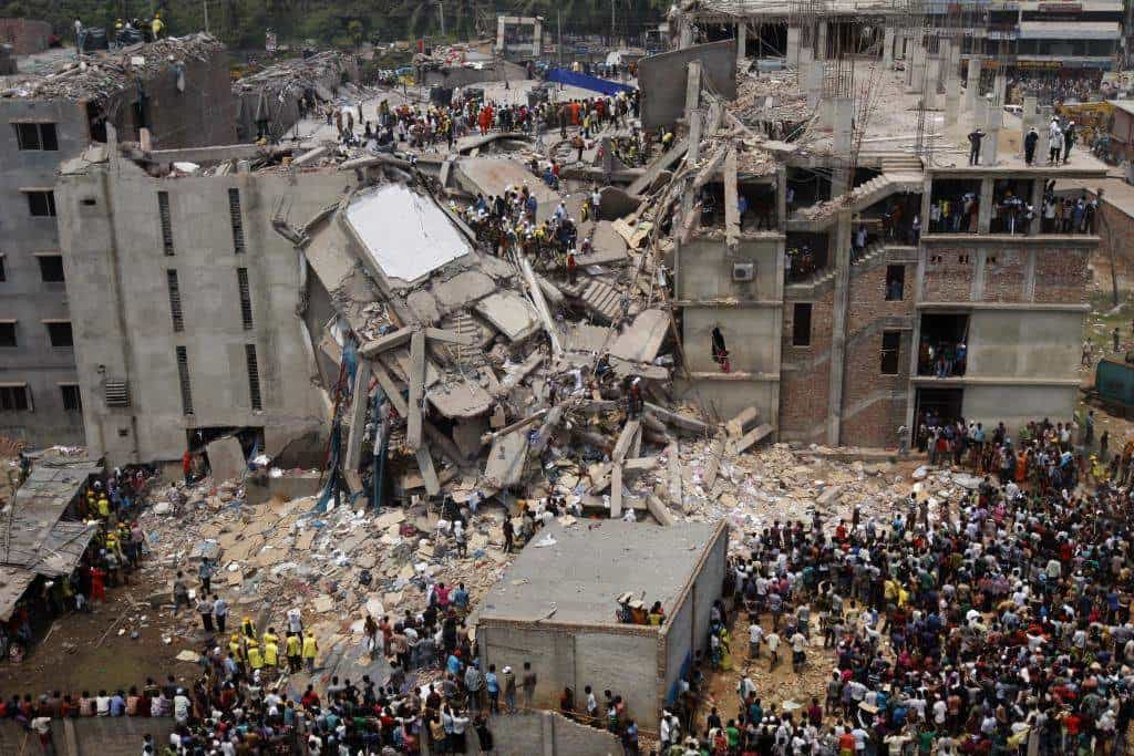 Трагедията в Бангладеш коства живота на 1134 души