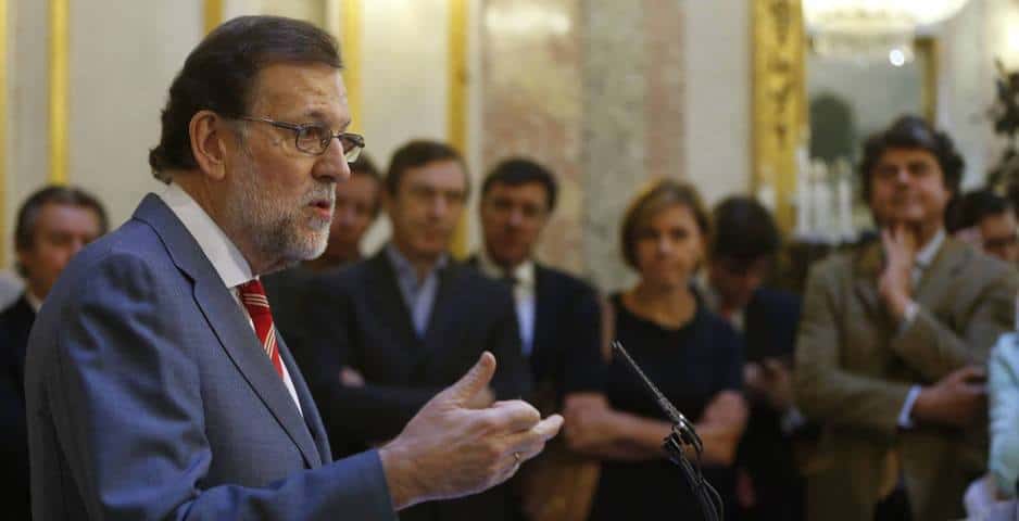 Мариано Рахой предупреди, че няма да предлага премиерската си кандидатура за гласуване в парламента, ако предварително не си гарантира достатъчна подкрепа