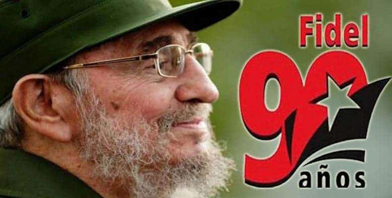 Фидел Кастро навърши 90