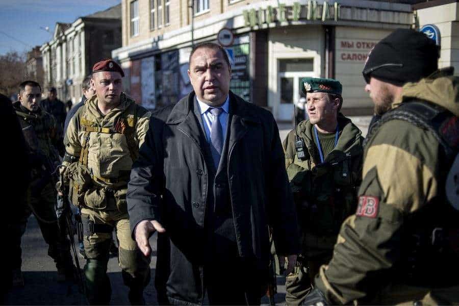 Игор Плотницки с охранители
