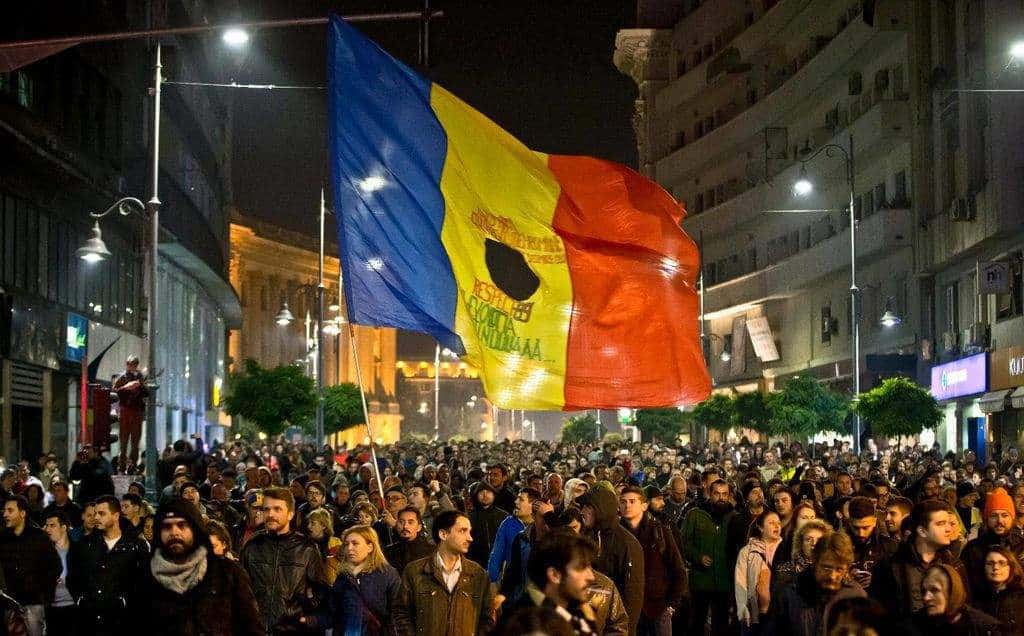 Protestele după tragedia din clubul "Colectiv" au adus la caderea guvernului Ponta și devin un moment important pentru afirmarea anticorupției ca mișcare politică