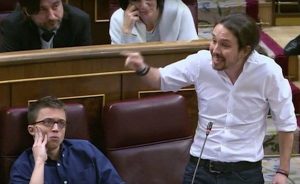 Пабло Иглесиас в парламента през март т.г. обяви, че миналото на Фелипе Гонсалес е "белязано от негасена вар"