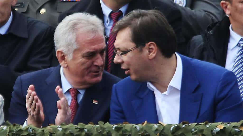 Още не е ясно дали настоящият президент Томислав Николич (вляво) или премиерът Александър Вучич ще е кандидатът на управляващите догодина