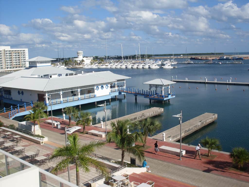 Много от хотелите във Варадеро са с яхтени пристанища