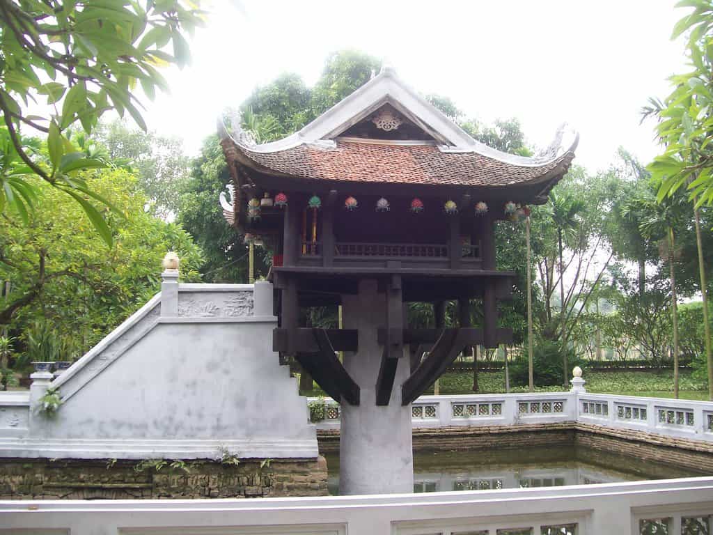 Пагодата на една колона–реставрираният след изтласкването на французите символ на Ханой