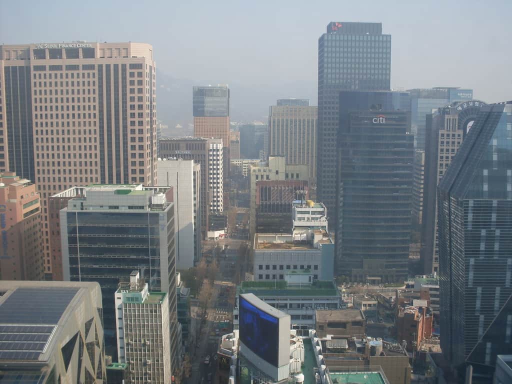 Поглед отвисоко насред центъра на Сеул. Снимка: Къдринка Къдринова