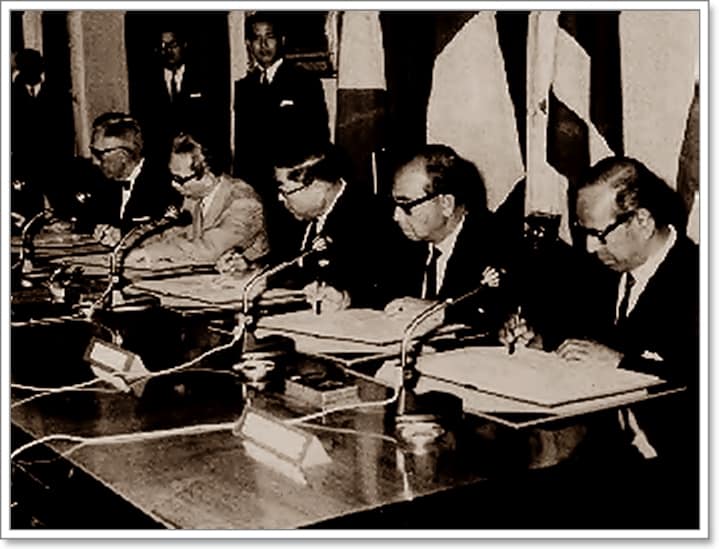 Подписването на Банкокската декларация на 8 август 1967 г. Снимка: aseangreenhub