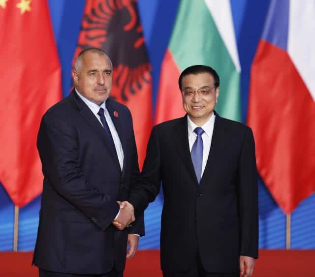 Бойко Борисов и китайският премиер Ли Къцян на срещата 16+1 в Суджоу. Снимка: boykoborissov.bg