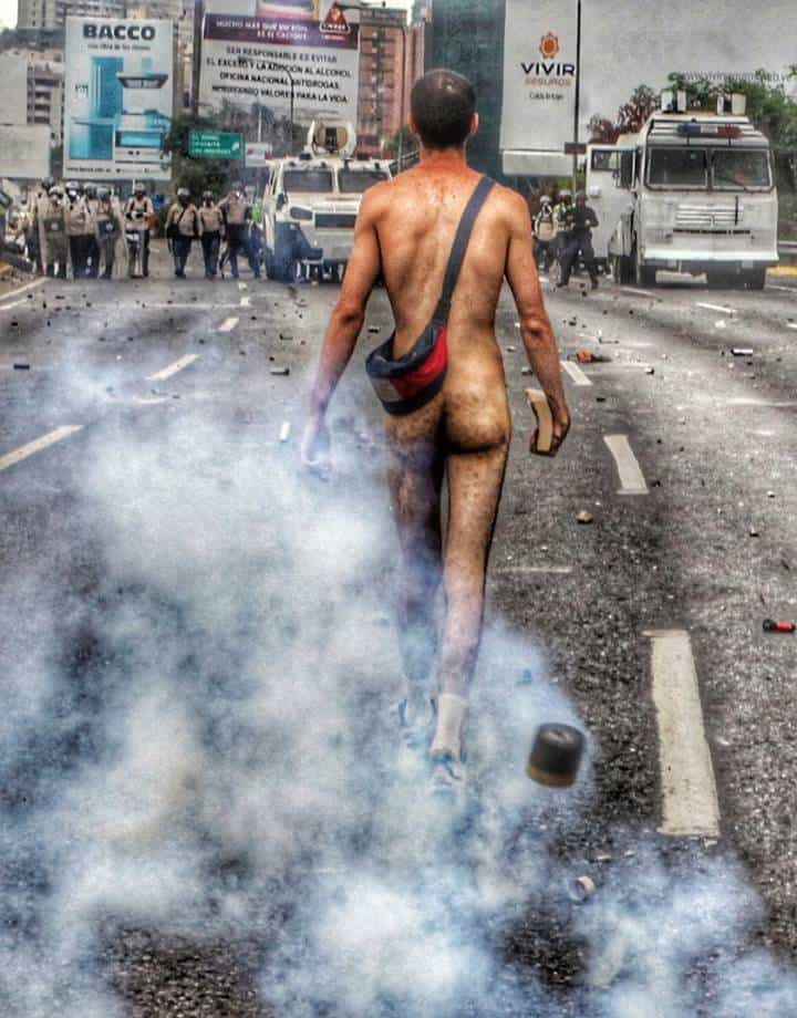 Този гол протест стана хит в големите медии. Източник: Ел Паис