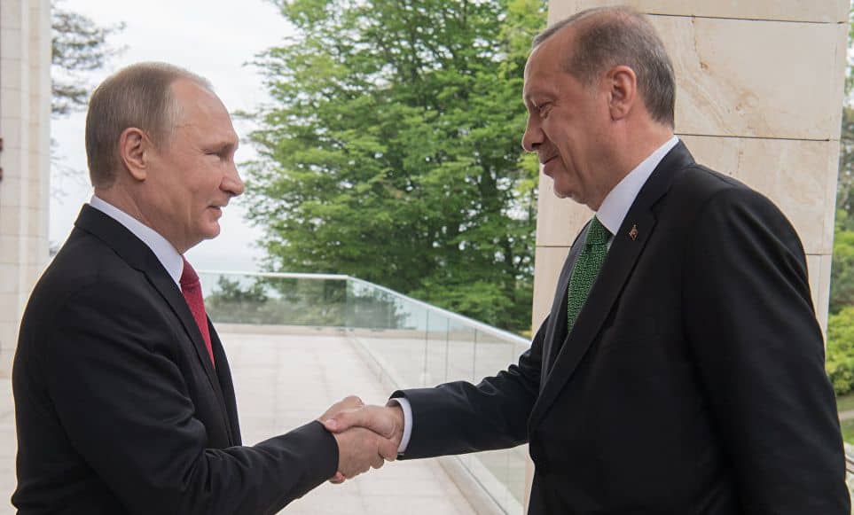 Владимир Путин и Реджеп Ердоган в Сочи. Снимка: РИА