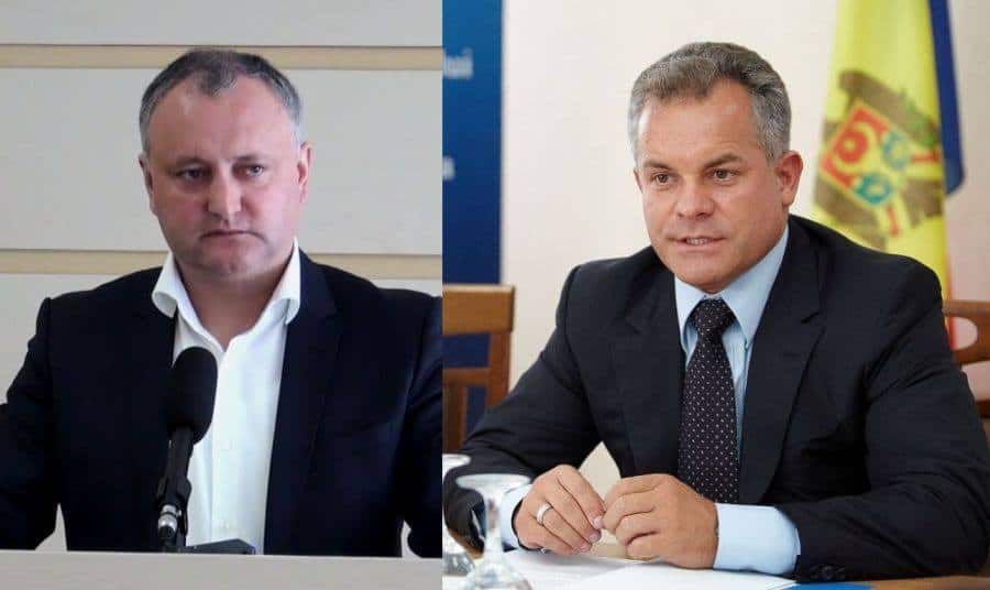 Президент Игор Додон (вляво) и олигархът Владимир Плахотнюк са дуото, което движи политиката в Република Молдова
