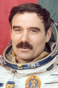Първият български космонавт Георги Иванов лети през 1979 г.
