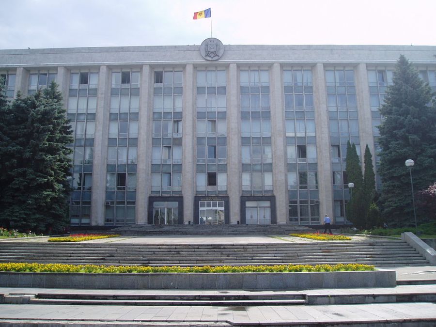 Сградата на молдовското правителство (снимка: Гуторм Флатабо CC BY-SA 2.0)