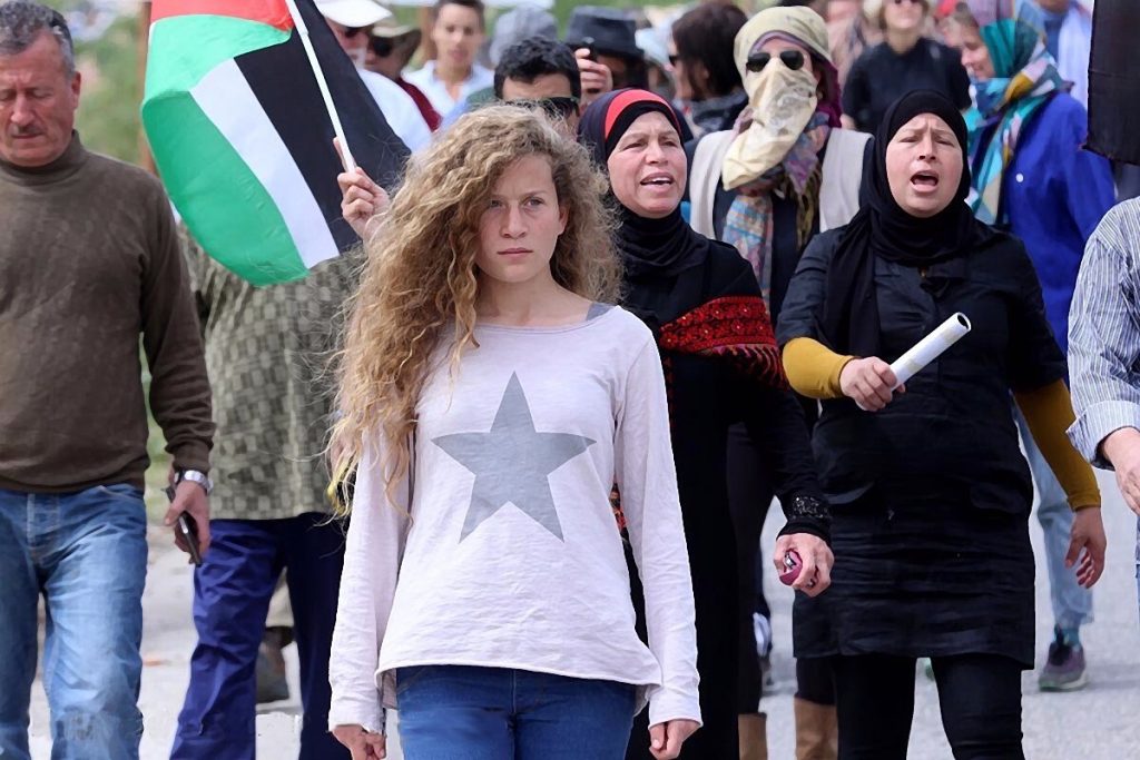 Ахед Тамими и семейството й често са на първа линия на протестите в родното им село. Снимка: Wikimedia Commons