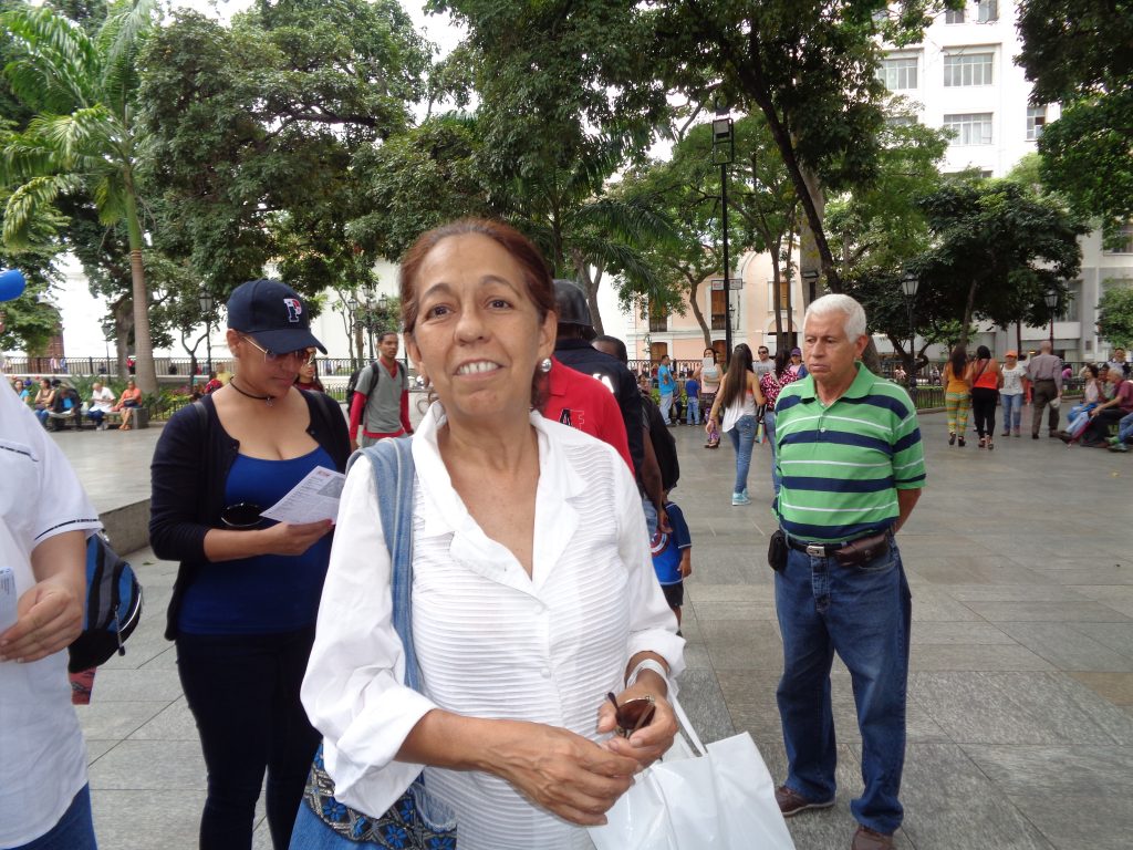 Много хора в Каракас ни споделяха облекчението си, че обстановката се е успокоила, че по улиците вече не вилнеят „качулатите насилници” и „заблудените момчета”, както често наричаха демонстрантите. Снимка: Къдринка Къдринова