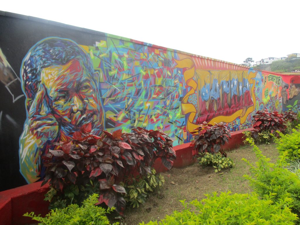 Графити с "вечния команданте" украсяват много стени в града. Снимка: Къдринка Къдринова