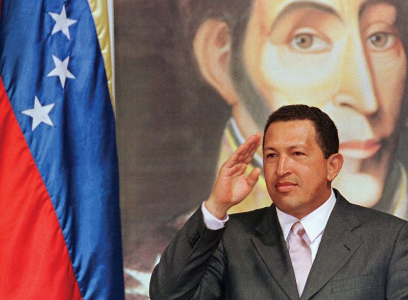Чавес встъпи в длъжност като президент в началото на 1999 г.