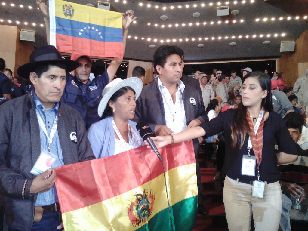 В над 60-членната делегация от Боливия, преобладаваха синдикални активисти и миньори. Снимка: Къдринка Къдринова