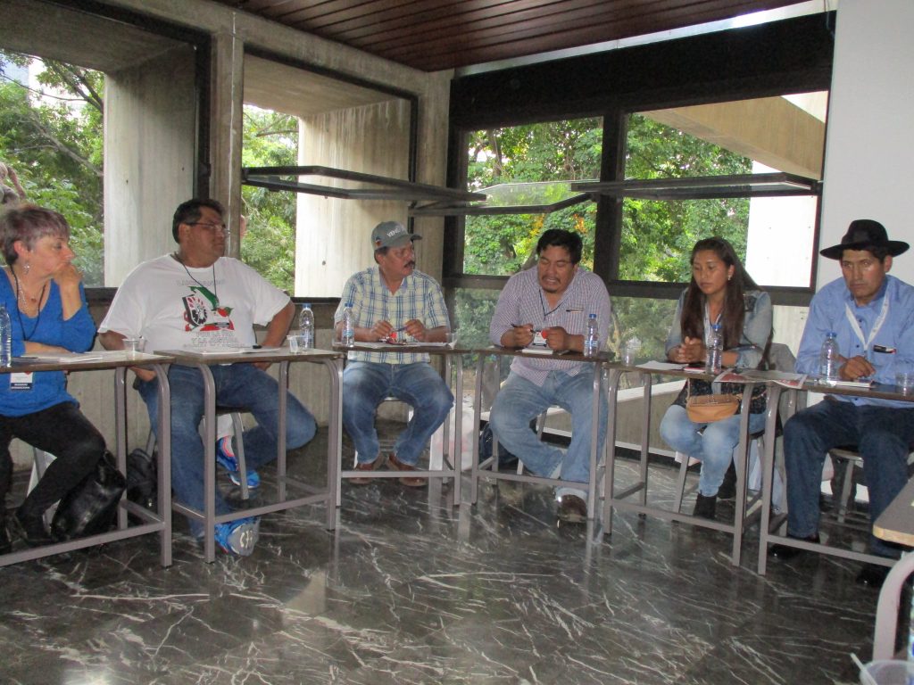В университета по изкуствата заседаваха и работните маси на форума „Всички сме Венесуела”. Снимка: Къдринка Къдринова