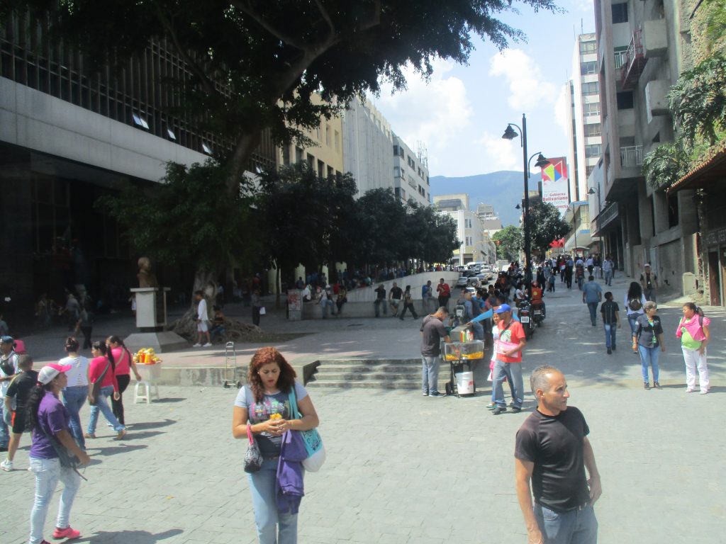 Пешеходна зона в Каракас. Снимка: Къдринка Къдринова