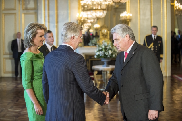 Като вицепрезидент на Куба Диас-Канел е бил приеман и от краля на Белгия Филип и кралица Матилд. Снимка: EFE
