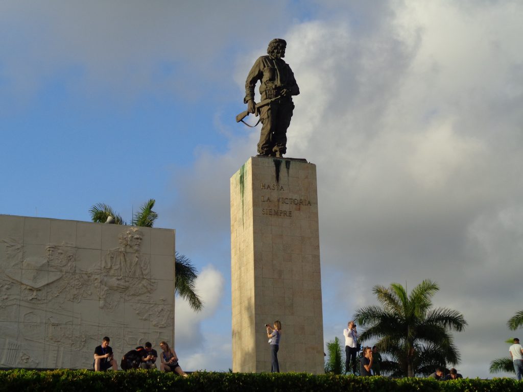 Паметникът на Че Гевара в Санта Клара. Снимка: Къдринка Къдринова
