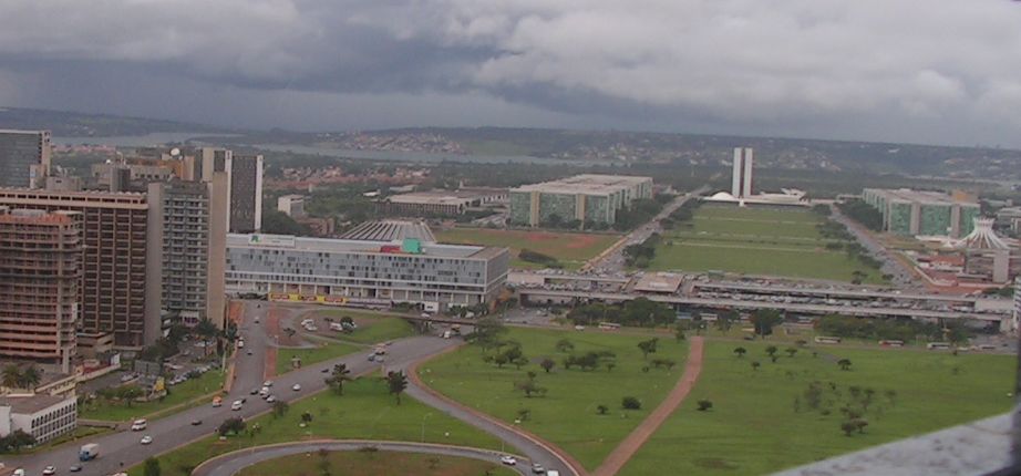 Съвременен панорамен изглед към административната част на столицата Бразилия. Снимка: Къдринка Къдринова