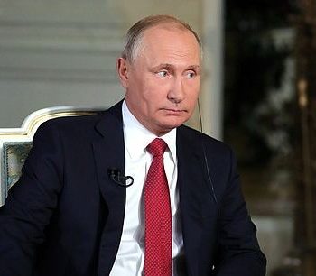 Владимир Путин по време на разговора. Снимка: kremlin.ru