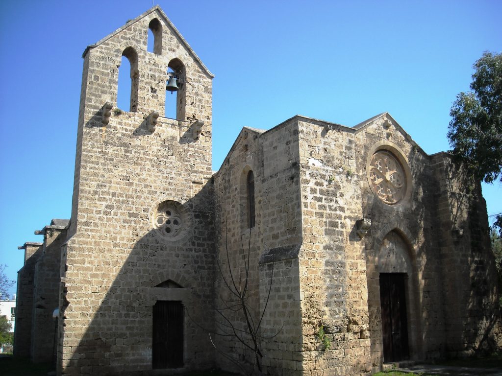 Църквата „Свети Георги Ексоринос” в стария град на Фамагуста е единствената, в която днес кипърските гърци могат да честват големи християнски празници. Снимка: Бранислава Бобанац
