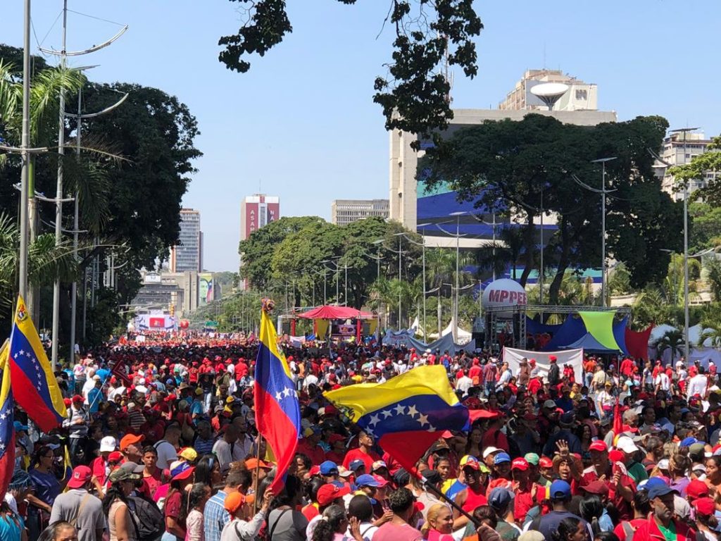 Още един кадър от чависткия митинг на 2 февруари в Каракас. Снимка: albaciudad