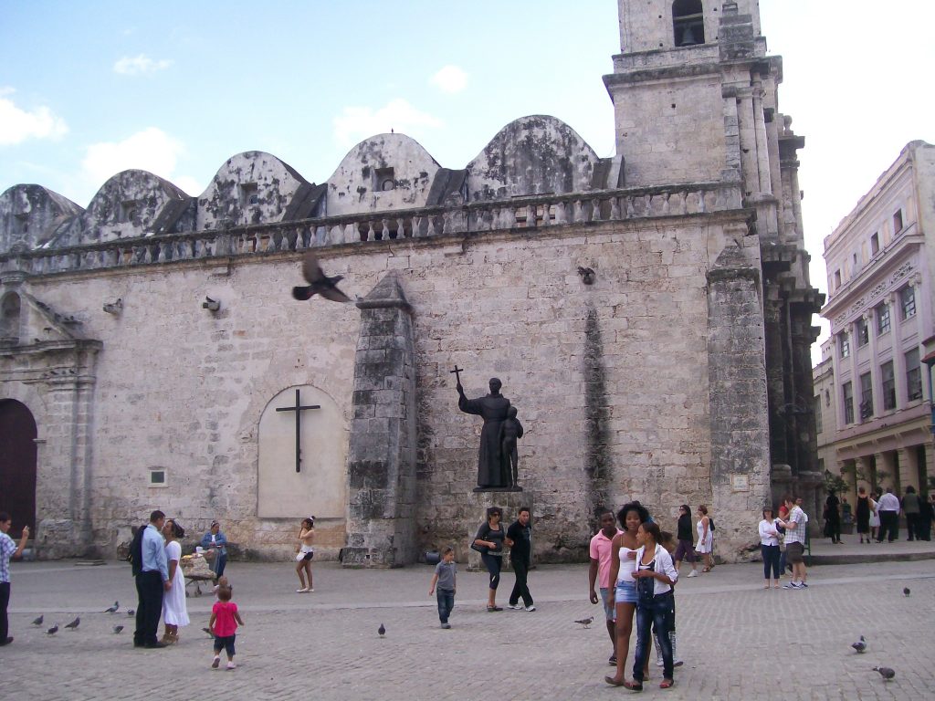 Площадът пред манастира и църквата "Сан Франсиско". Снимка: Къдринка Къдринова