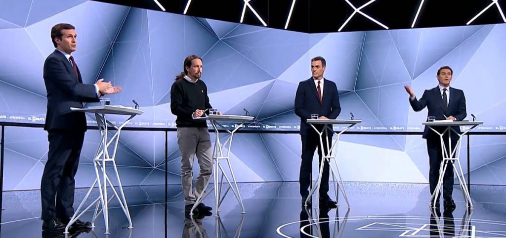 Пабло Касадо, Пабло Иглесиас, Педро Санчес и Алберт Ривера (атляво надясно) по време на втория телевизионен дебат. Снимка: Antena 3