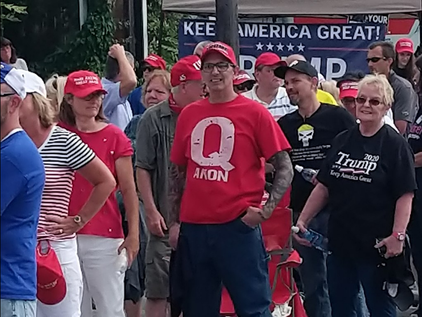 Screenshot_2021-02-26 QAnon in red shirt (48555421111) - Search results for qanon - Wikimedia Commons