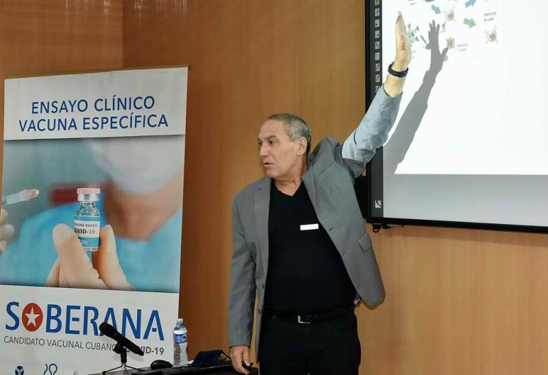 Генералният директор на кубинския Институт за ваксини „Финли” Висенте Верес Бенкомо. Снимка: escambray.cu