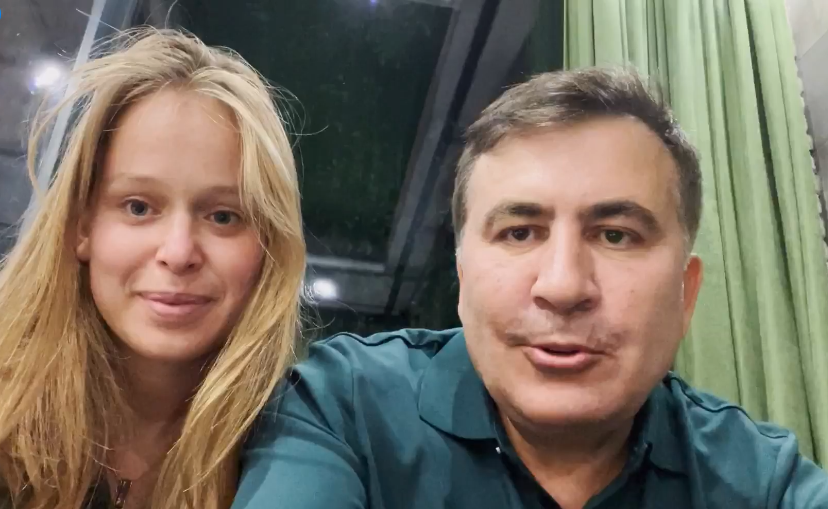 Кадър от съвместното видео на Елизавета Яско и Михаил Саакашвили, разпространено в социалните мрежи
