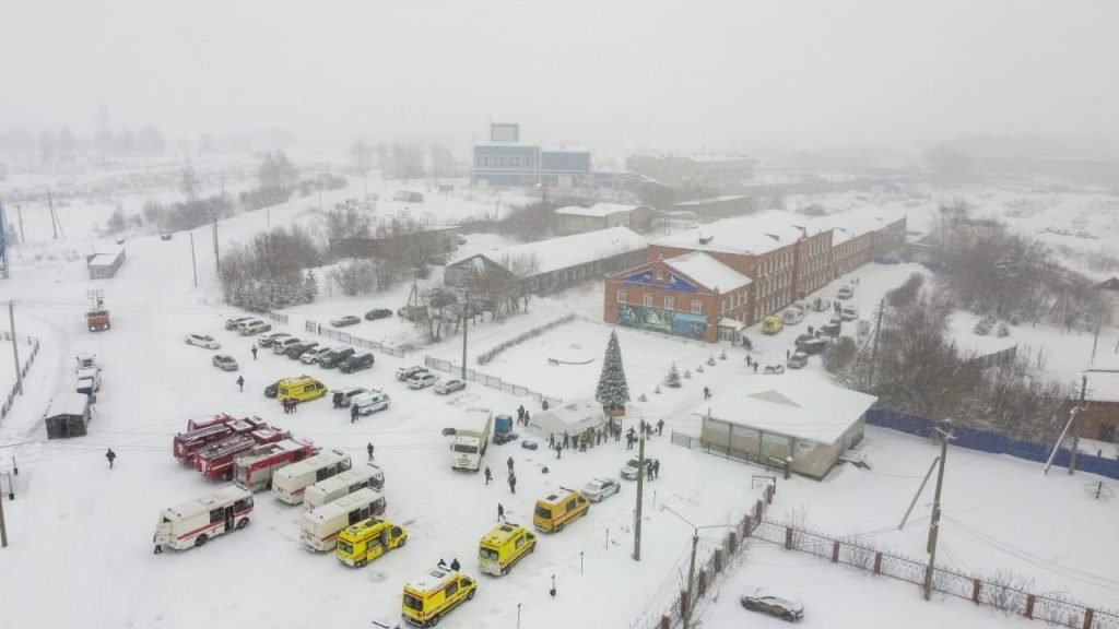 Поглед от въздуха към административните сгради на мина "Листвяжная". Снимка: iz.ru