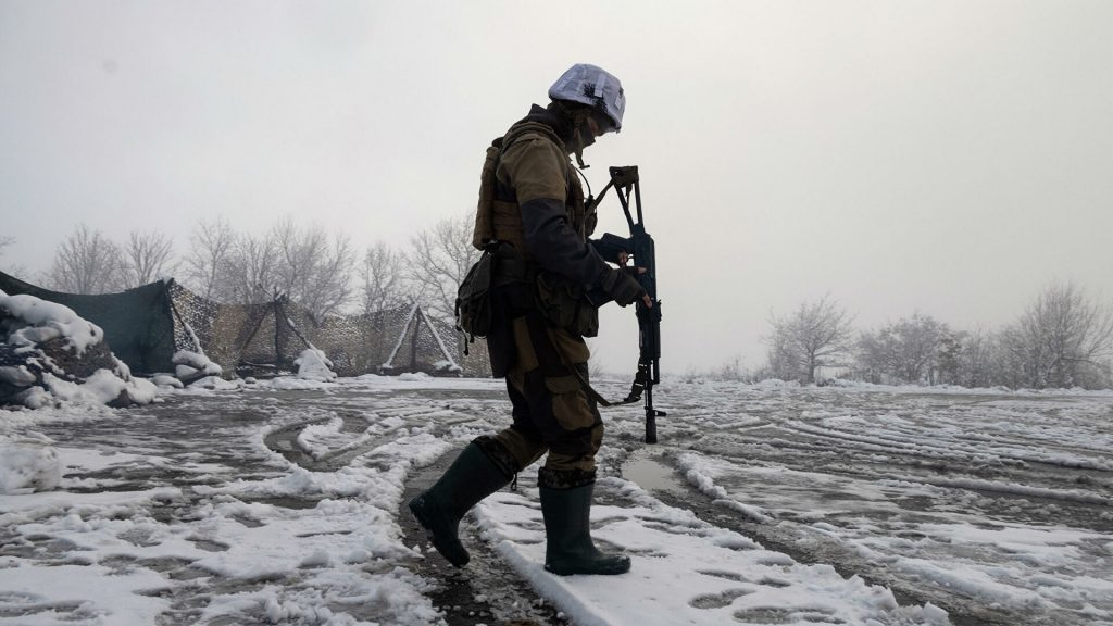 Украински войник в Донбас. Снимка: cryptofree.network