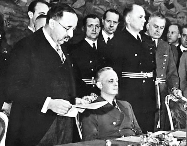 1 март 1941 г., Богдан Филов чете реч във Виена при присъединяването към Тристранния пакт.