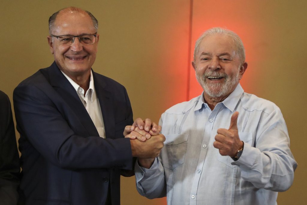 Жерардо Алкмин и Лула да Силва при представянето на тандема си. Снимка: EFE